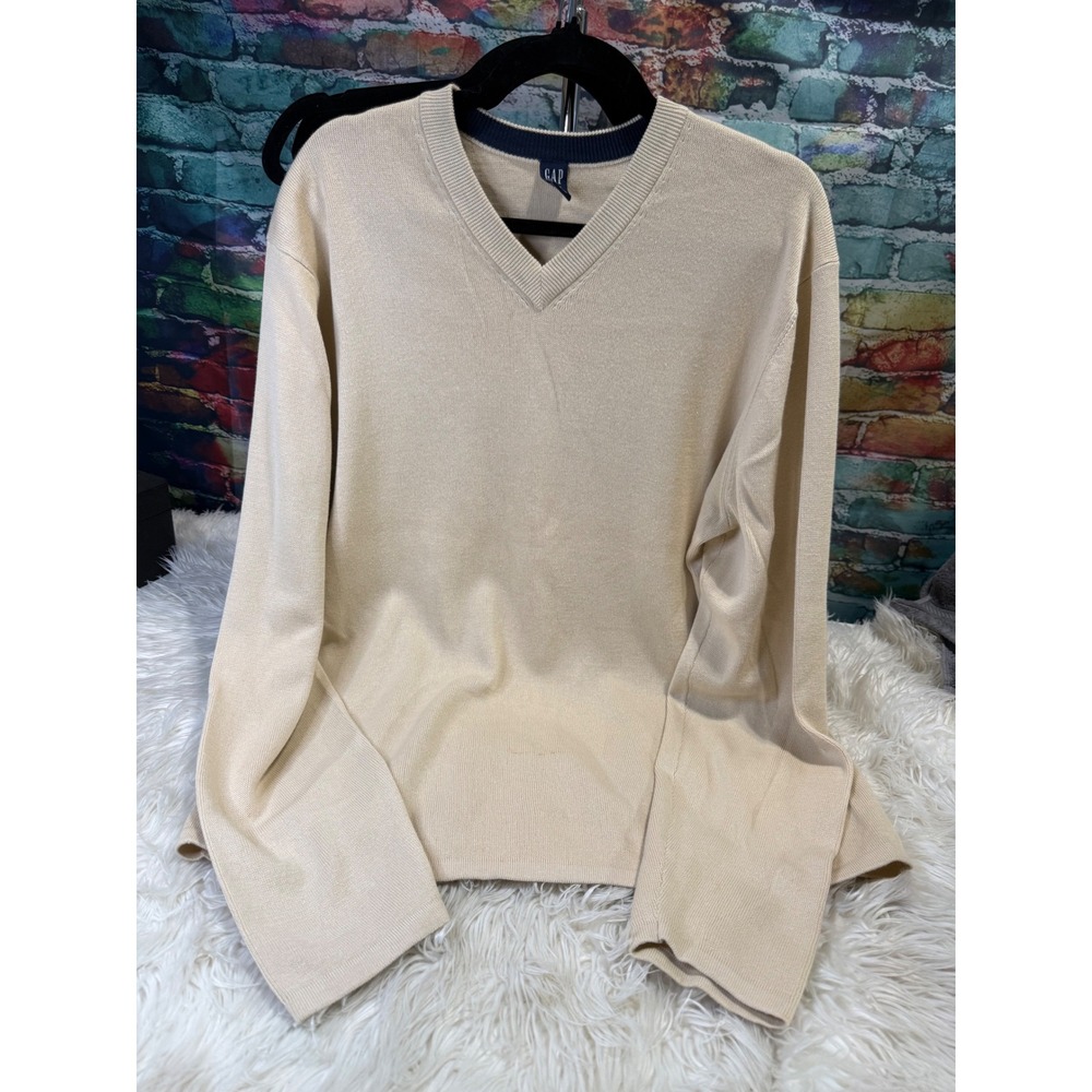 Gap Mens XL Tan Beige V-Neck Pullover Sweater Long Sleeve Ribbed Knit Classic